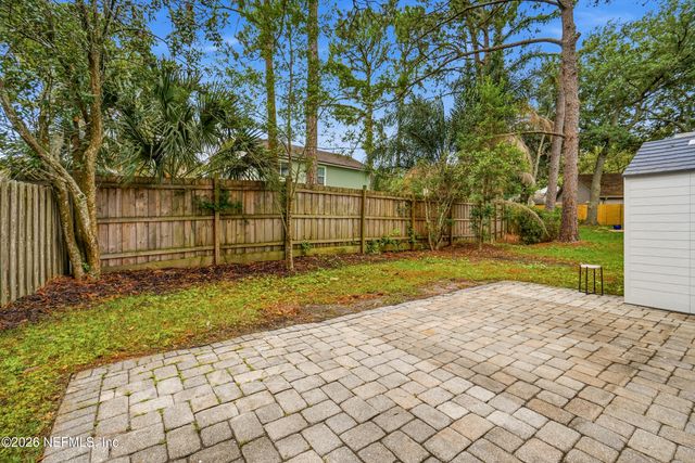 2004 ST MARTINS Drive E, Jacksonville, FL 32246