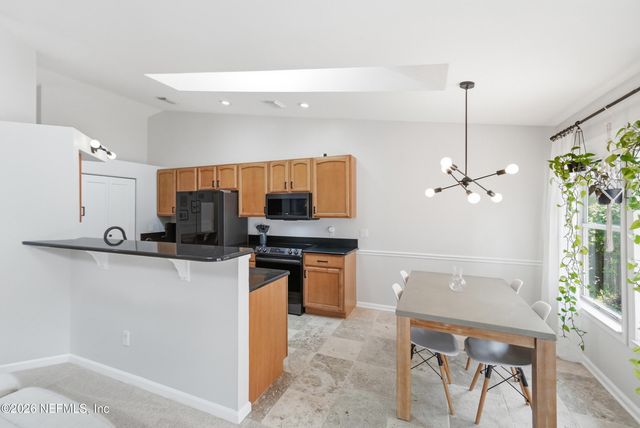 2004 ST MARTINS Drive E, Jacksonville, FL 32246