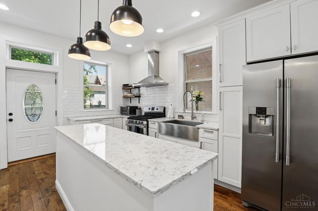 1832 Chase Avenue, Cincinnati, OH 45223