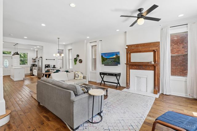 1832 Chase Avenue, Cincinnati, OH 45223