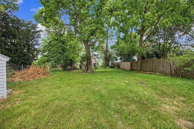 401 Military Road, Buffalo, NY 14207