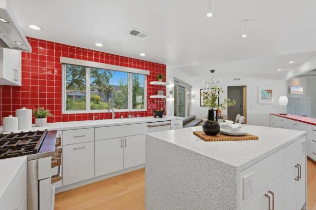 13216 Silver Saddle Lane, Poway, CA 92064