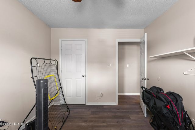 453 Hunting Green Drive, Jacksonville, NC 28546