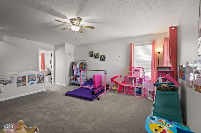 2289 S Moeller Circle, New Palestine, IN 46163