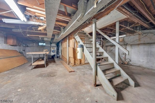 99 Burke Rd, Union Twp., NJ 07083