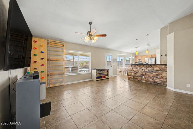 3645 E ROUSAY Drive, San Tan Valley, AZ 85140