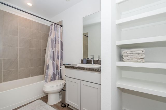 5419 Wyndham Ridge Lane, Spring, TX 77373