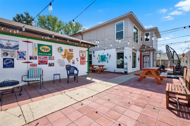 6747 S Creek Drive, Fort Worth, TX 76133