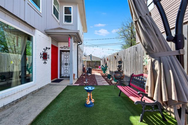 6747 S Creek Drive, Fort Worth, TX 76133