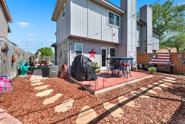 6747 S Creek Drive, Fort Worth, TX 76133