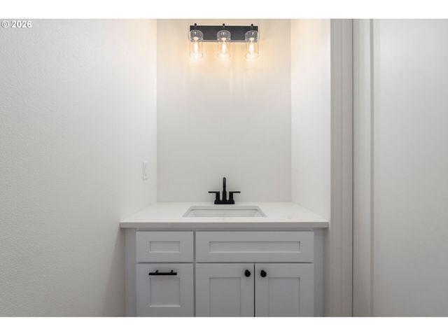 175 COHO Loop, Woodland, WA 98674