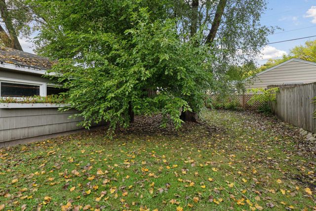 1913 Morgan Avenue, Saint Paul, MN 55116