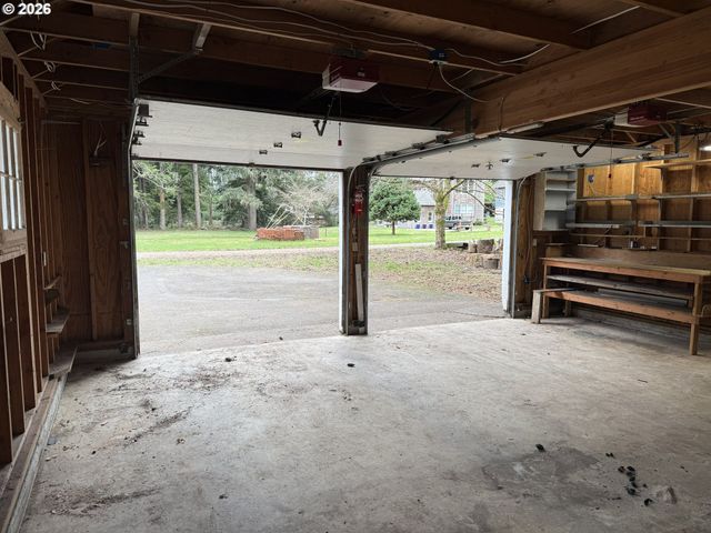 750 5TH St, Gearhart, OR 97138