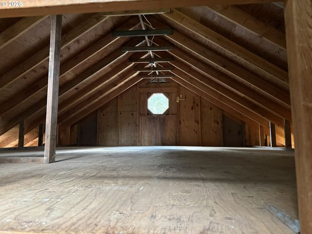 750 5TH St, Gearhart, OR 97138
