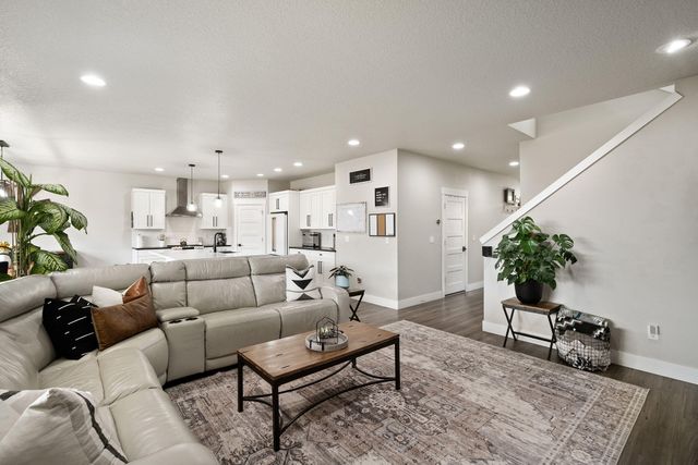 61394 Coachman Way, Bend, OR 97702