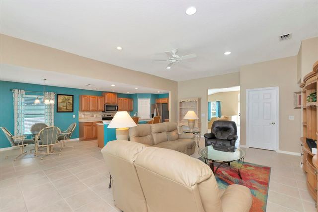 6143 42ND STREET CIRCLE E, Bradenton, FL 34203