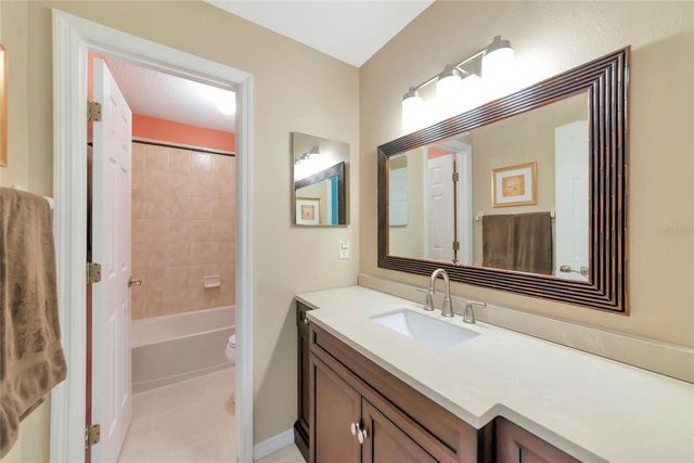 6143 42ND STREET CIRCLE E, Bradenton, FL 34203