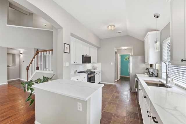 26905 Faircourt Drive, Kingwood, TX 77339