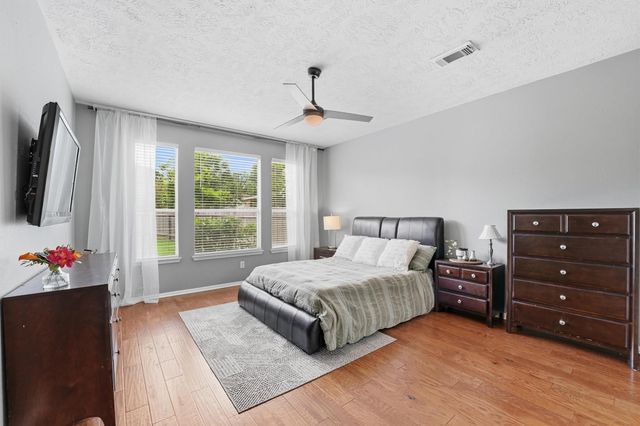26905 Faircourt Drive, Kingwood, TX 77339