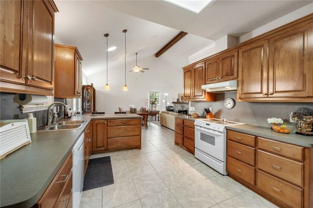 5434 Marcia Lane, Bryan, TX 77807