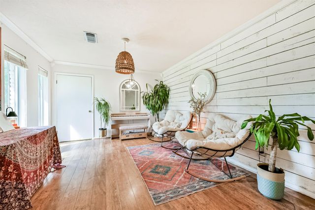 1723 Capstan Road, Houston, TX 77062