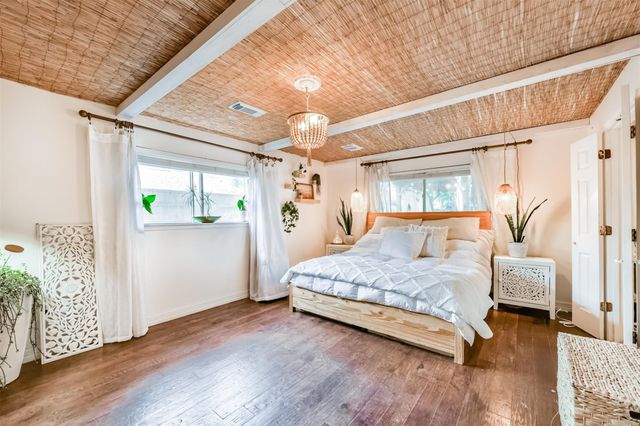 1723 Capstan Road, Houston, TX 77062