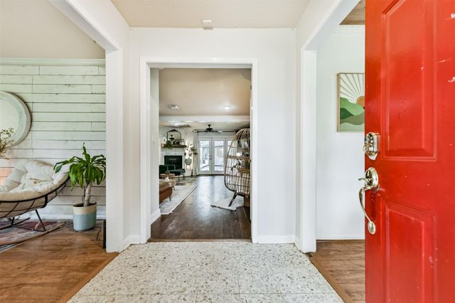 1723 Capstan Road, Houston, TX 77062