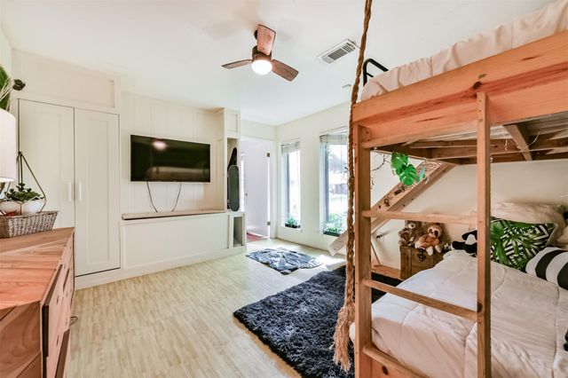 1723 Capstan Road, Houston, TX 77062