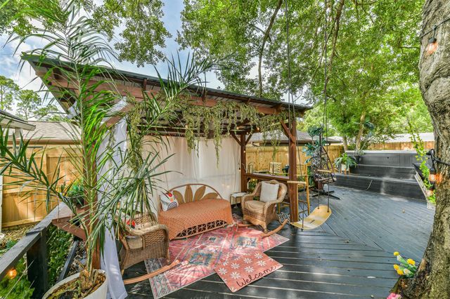 1723 Capstan Road, Houston, TX 77062