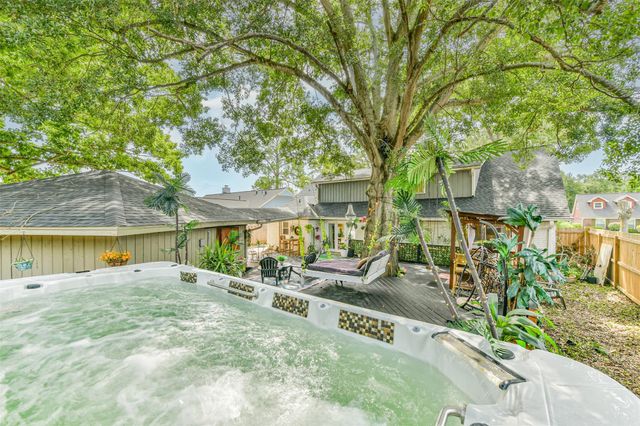 1723 Capstan Road, Houston, TX 77062