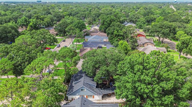 1723 Capstan Road, Houston, TX 77062
