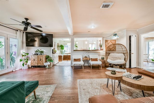 1723 Capstan Road, Houston, TX 77062