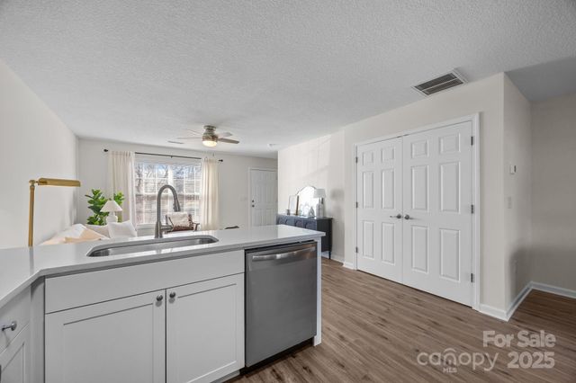 2 Meadow Glen Drive, Fletcher, NC 28732