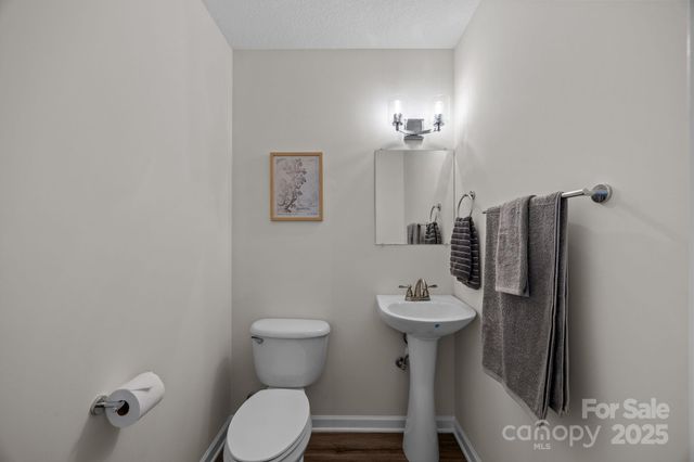 2 Meadow Glen Drive, Fletcher, NC 28732