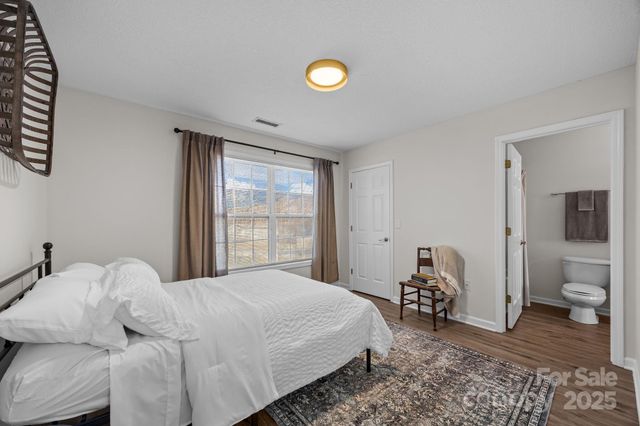 2 Meadow Glen Drive, Fletcher, NC 28732