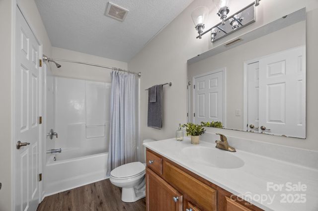 2 Meadow Glen Drive, Fletcher, NC 28732