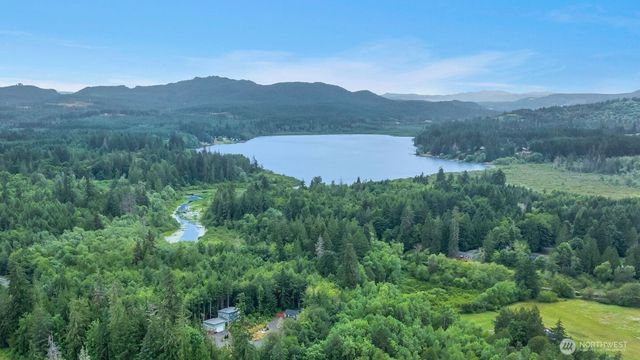 103 W Lamezia Terme Place, Shelton, WA 98584