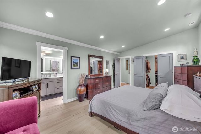 103 W Lamezia Terme Place, Shelton, WA 98584