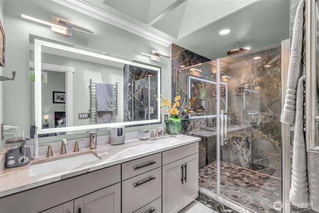 103 W Lamezia Terme Place, Shelton, WA 98584