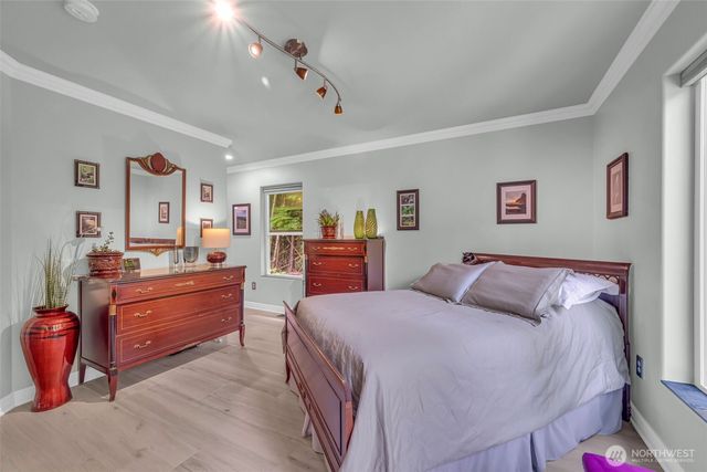 103 W Lamezia Terme Place, Shelton, WA 98584