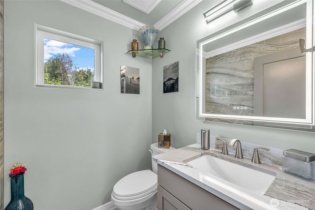103 W Lamezia Terme Place, Shelton, WA 98584