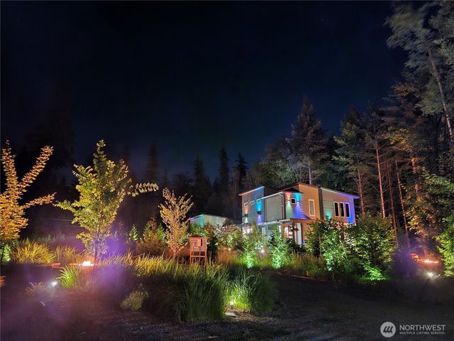 103 W Lamezia Terme Place, Shelton, WA 98584