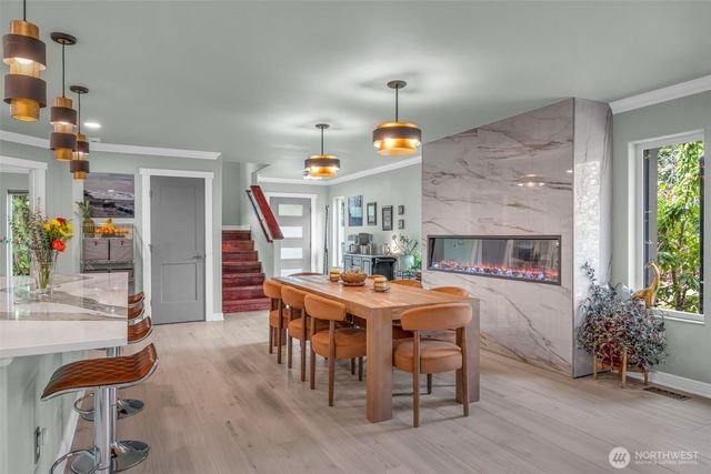 103 W Lamezia Terme Place, Shelton, WA 98584