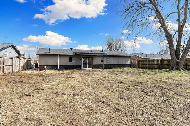 1004 N 30th Street, Rogers, AR 72756