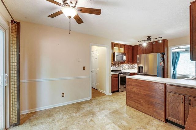 1313 Chandler Court NW, Acworth, GA 30102