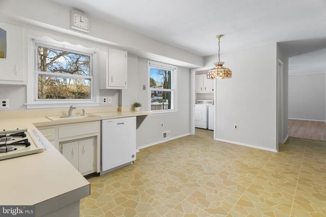 504 PAXSON AVE, Hamilton, NJ 08619