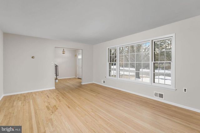 504 PAXSON AVE, Hamilton, NJ 08619