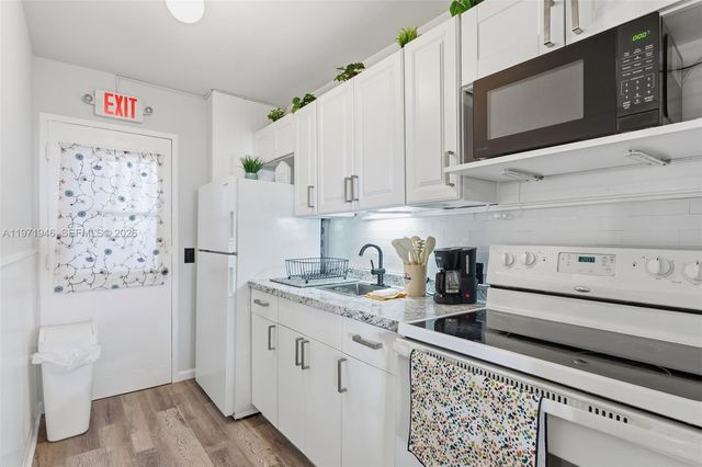 7904 West Dr 502, North Bay Village, FL 33141