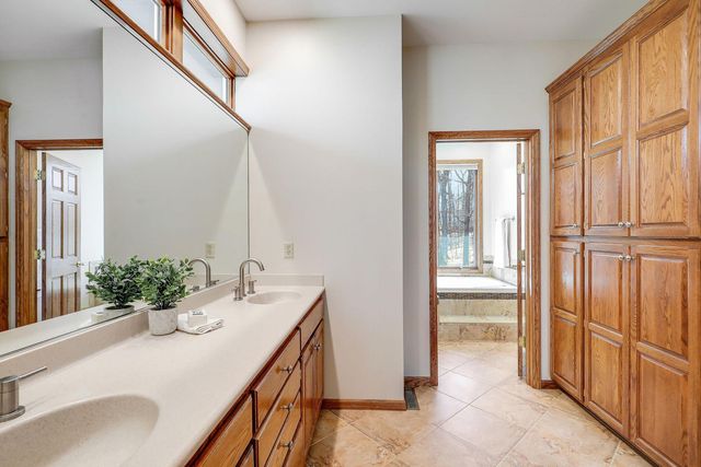 3654 Yuma Lane N, Plymouth, MN 55446