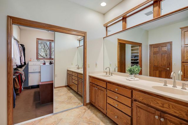 3654 Yuma Lane N, Plymouth, MN 55446